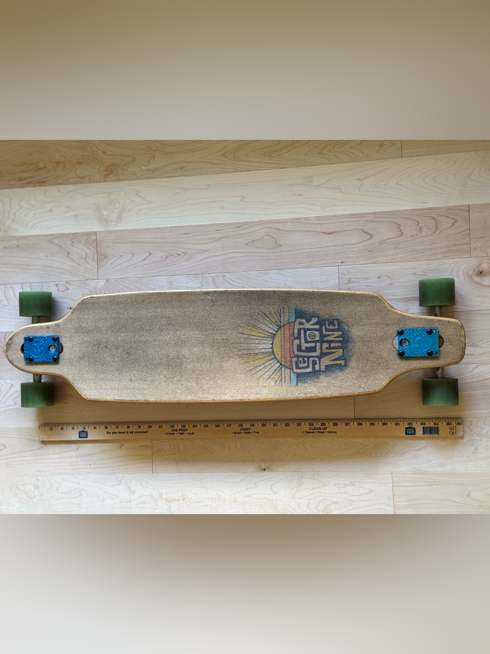 Sector 9 Lookout - Longboard Skateboard Gatekeeper Series excellent condition